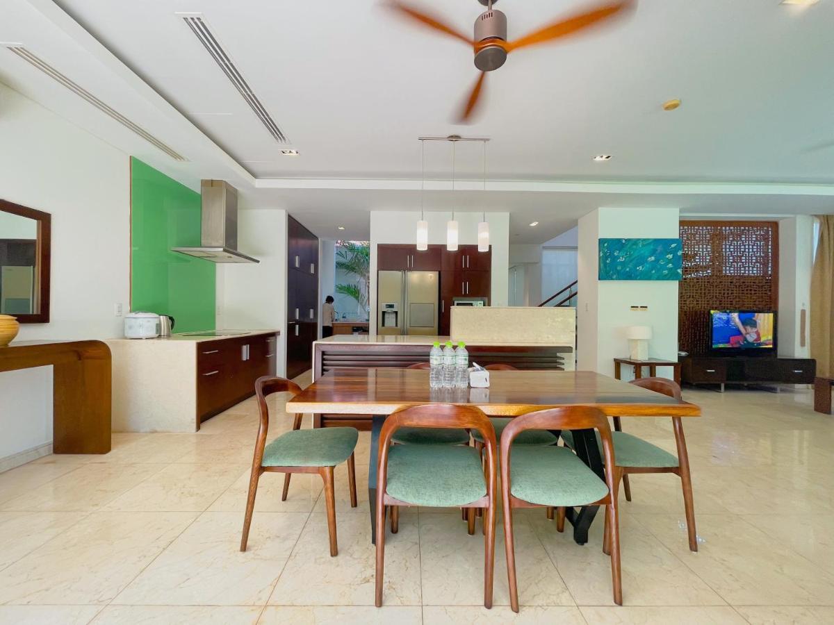 Deluxe Ocean Villa Along The Beach Da Nang Exterior foto