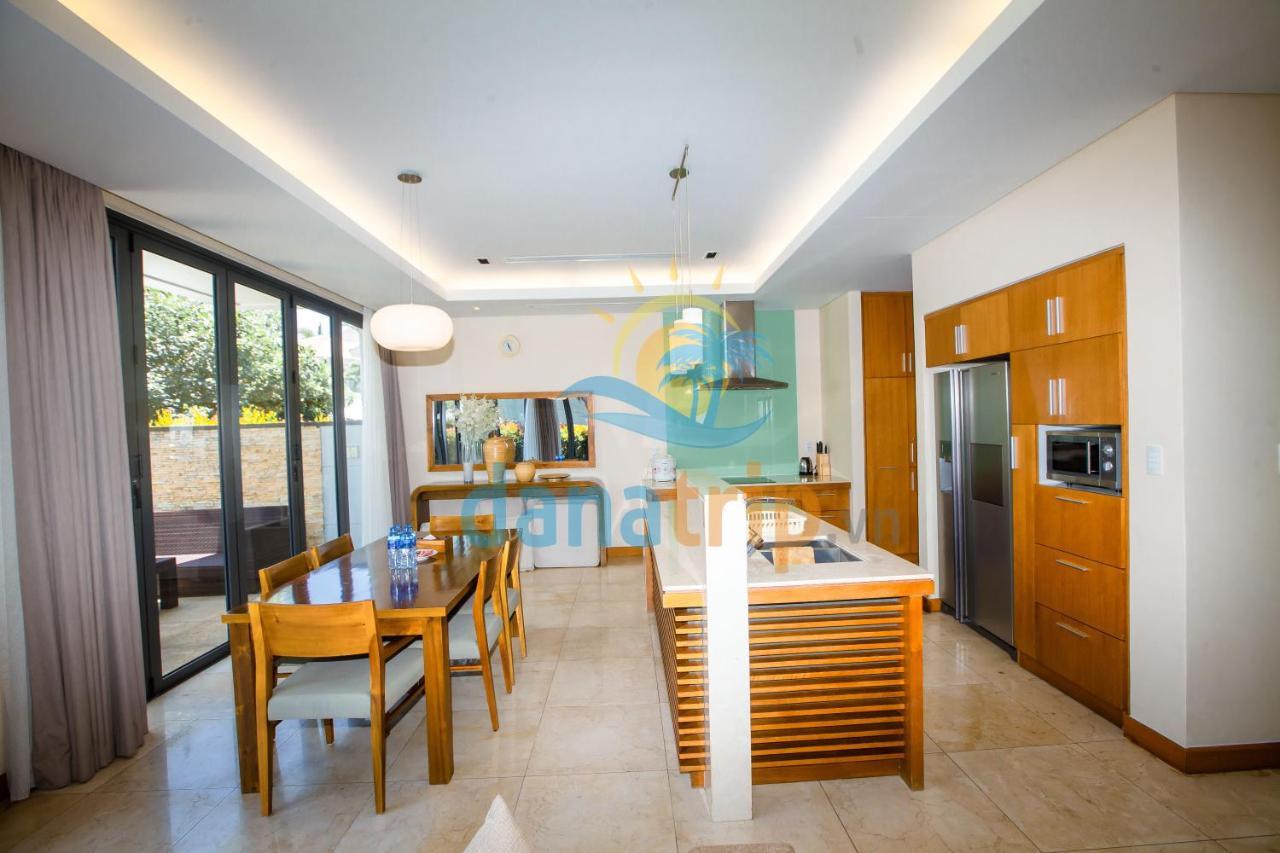 Deluxe Ocean Villa Along The Beach Da Nang Exterior foto