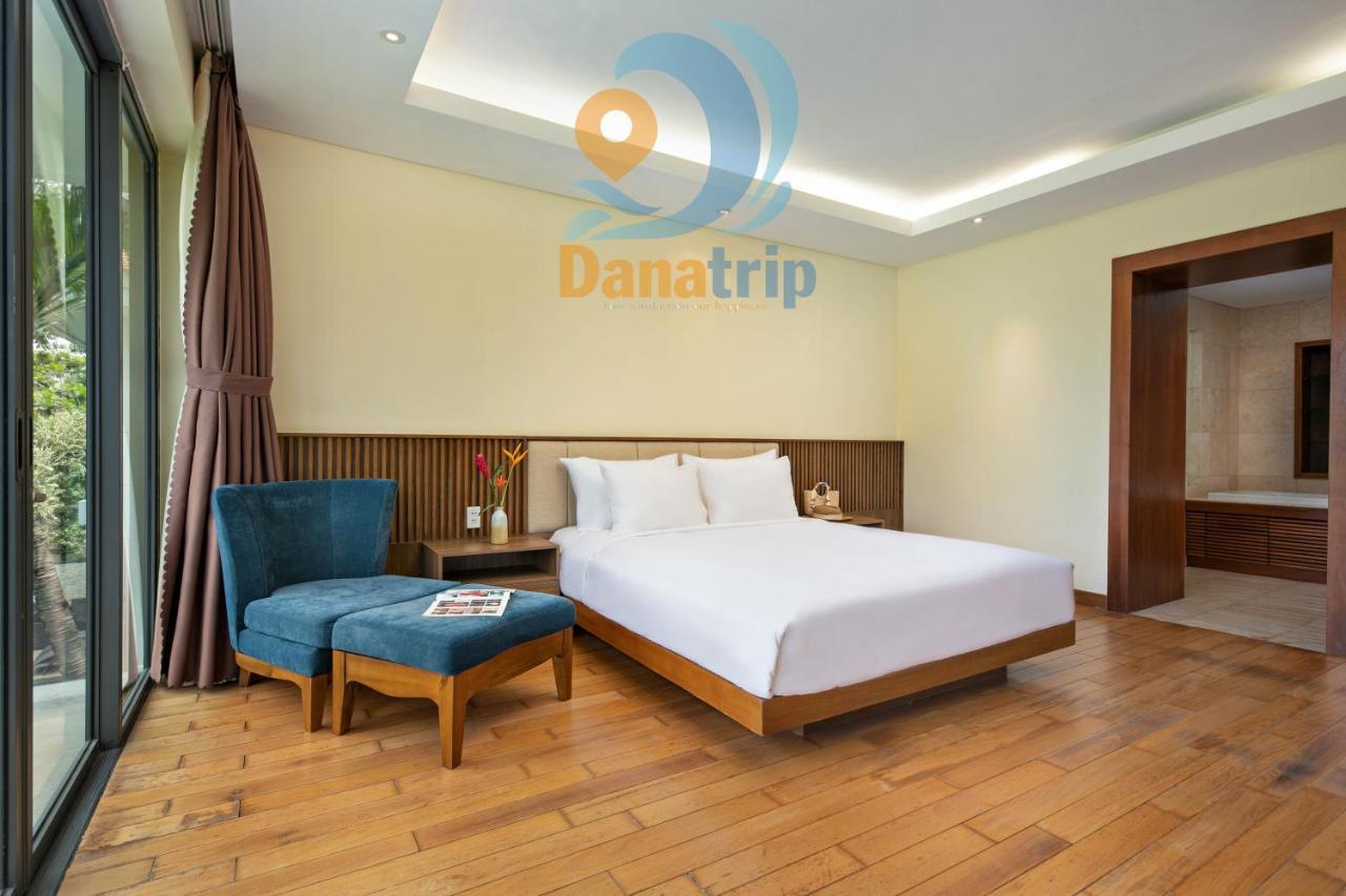 Deluxe Ocean Villa Along The Beach Da Nang Exterior foto
