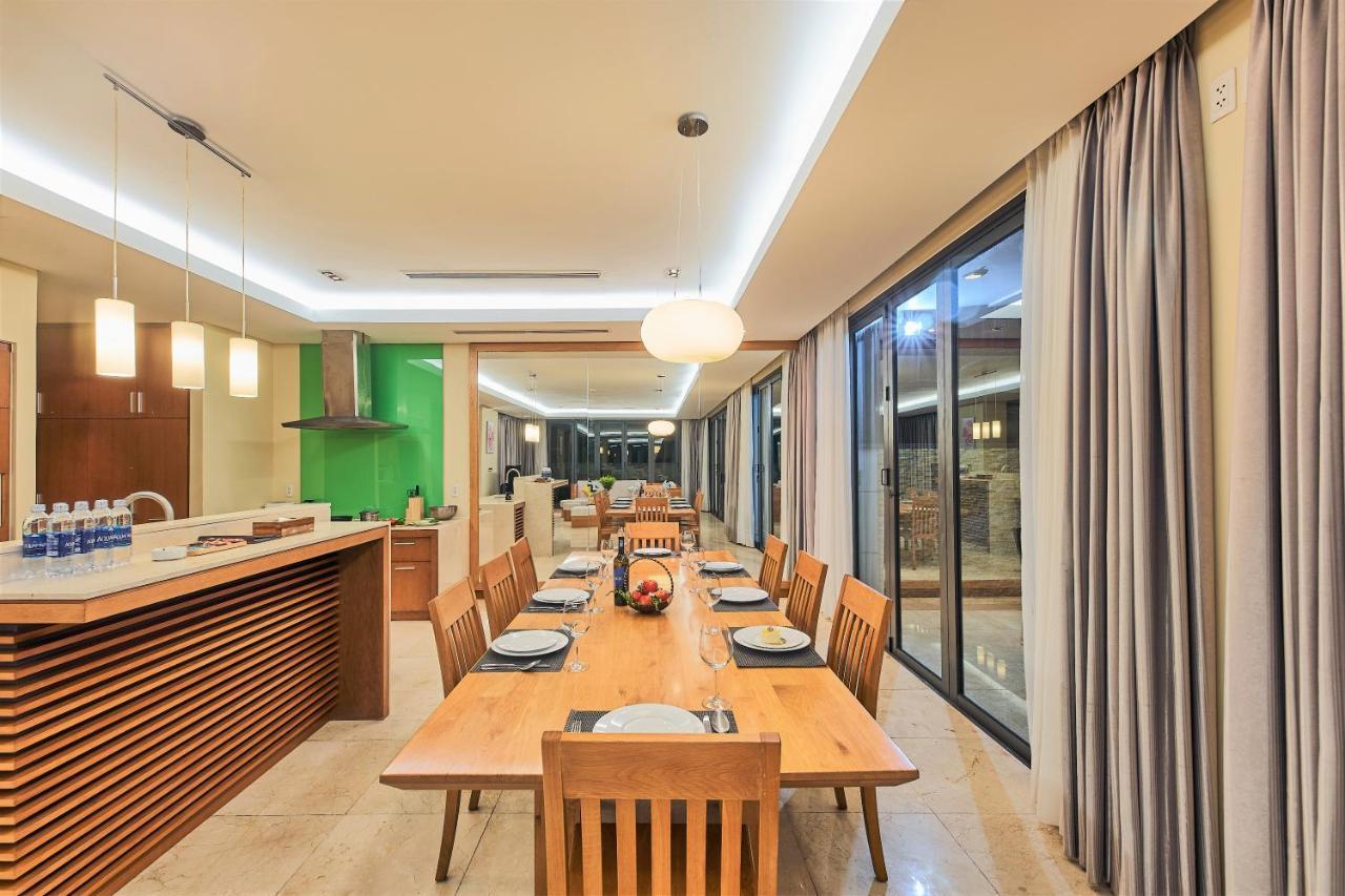 Deluxe Ocean Villa Along The Beach Da Nang Exterior foto