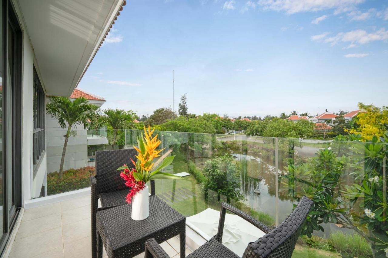 Deluxe Ocean Villa Along The Beach Da Nang Exterior foto
